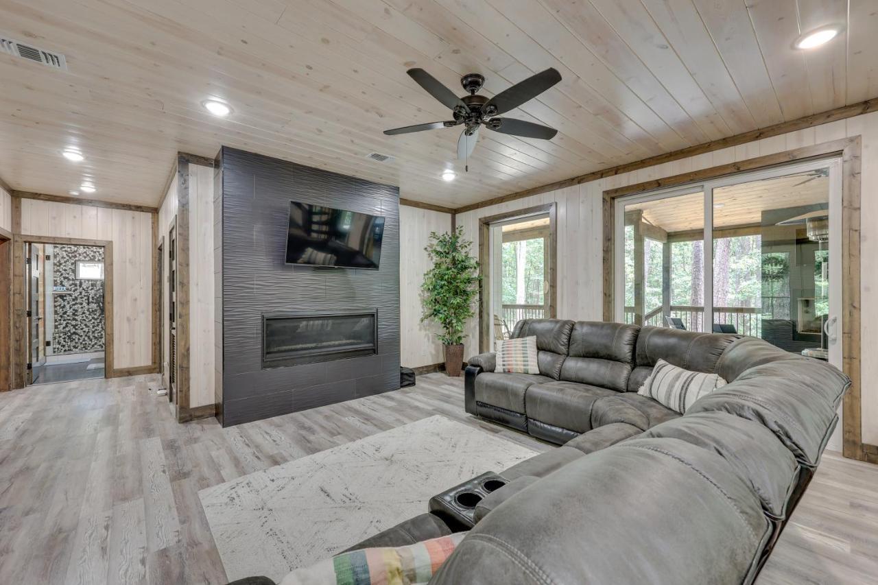 Family-Friendly Broken Bow Home With Deck And Grill! Exterior photo
